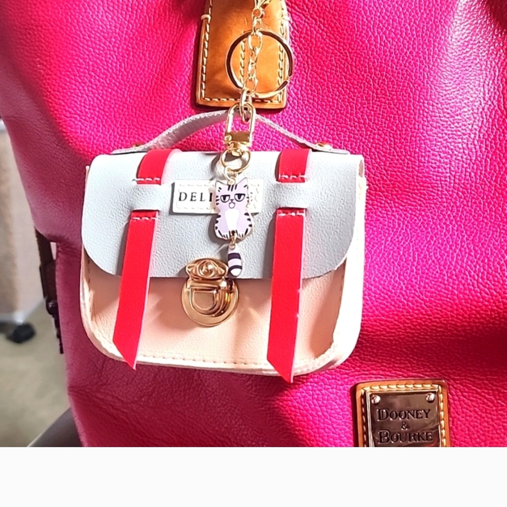 Delicate Gray and Pink Mini Bag Charm/Coin Purse With Cat Charm.  NWOT - Picture 5 of 5